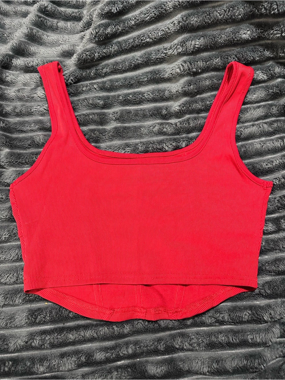 Red Ribbed Crop Tank Top - Picture 2 of 4
